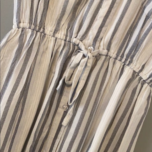 White and Gray Striped Button-Up Tie Dress - Picture 3 of 6